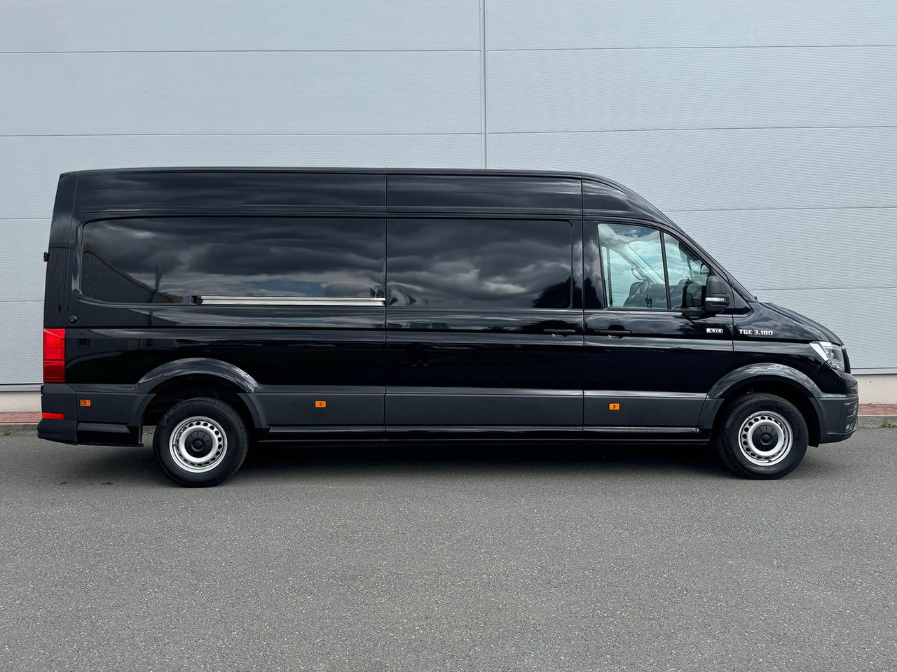 MAN TGE 3.180 L4H3 Kasten 4x4 Autom LED ACC AHK - Skåpbil: bild 5 MAN TGE 3.180 L4H3 Kasten 4x4 Autom LED ACC AHK - Skåpbil: bild 5