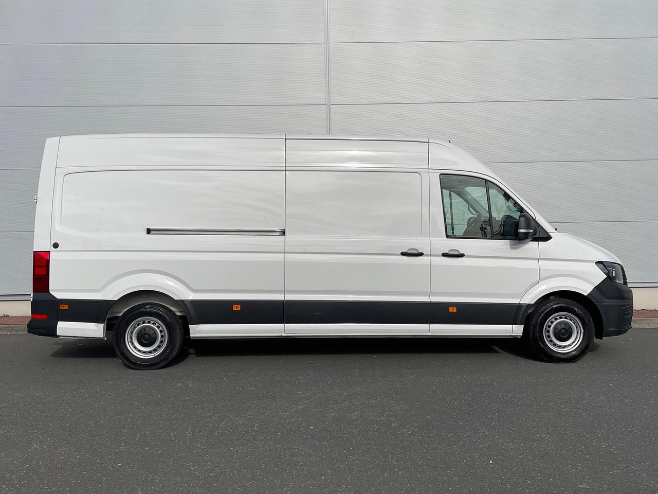 Volkswagen Crafter Kasten 35 L4H3 MFL DAB KLIMA KAMERA - Skåpbil: bild 5 Volkswagen Crafter Kasten 35 L4H3 MFL DAB KLIMA KAMERA - Skåpbil: bild 5