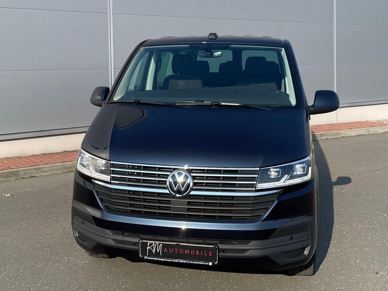 Volkswagen T6.1 Caravelle Comfortline NAV LED TEMP DAB PDC - Persontransport: bild 4 Volkswagen T6.1 Caravelle Comfortline NAV LED TEMP DAB PDC - Persontransport: bild 4