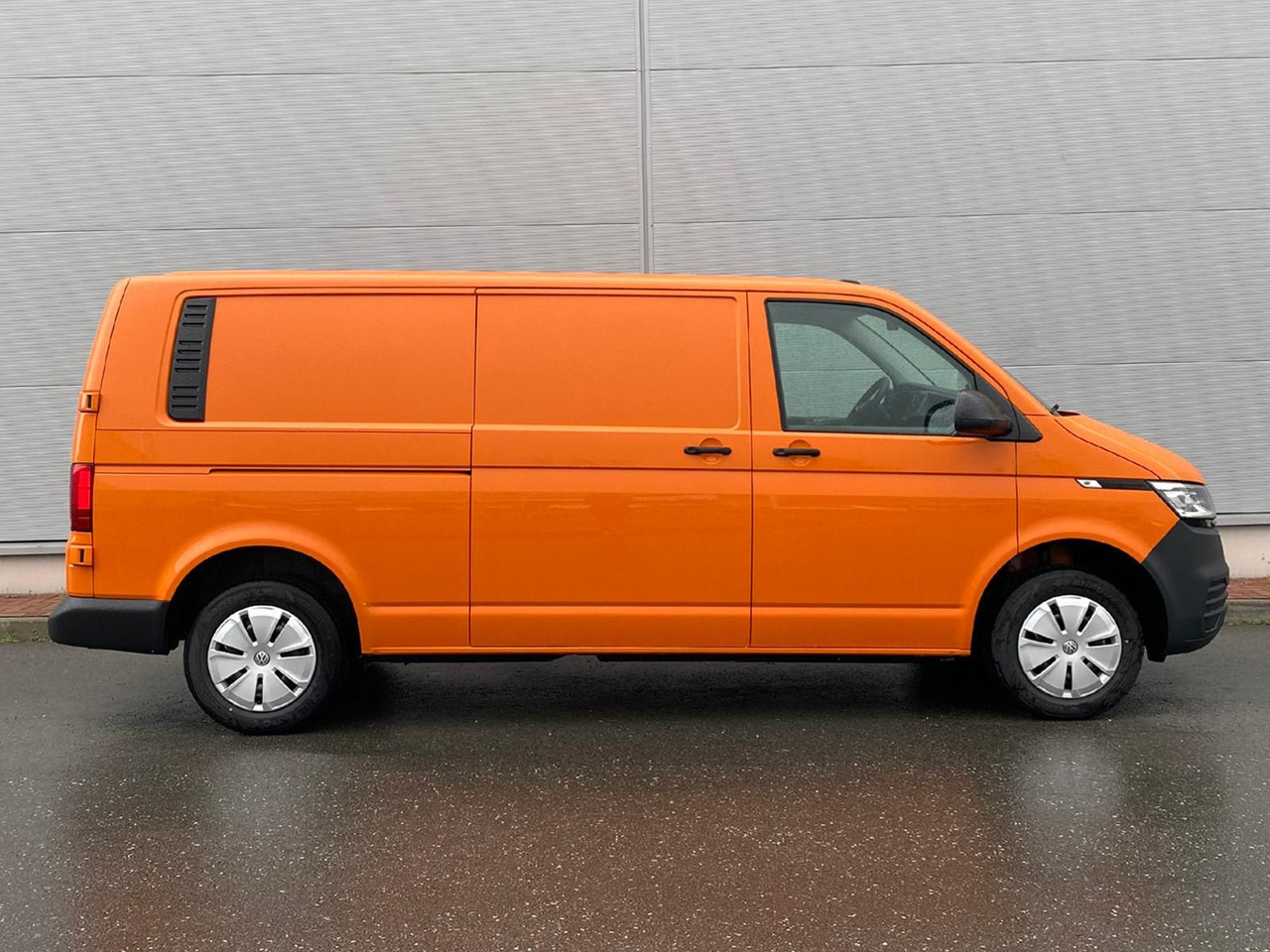 Volkswagen T6.1 Transporter Kasten lang LED PDC KLIMA SITZH - Skåpbil: bild 5 Volkswagen T6.1 Transporter Kasten lang LED PDC KLIMA SITZH - Skåpbil: bild 5