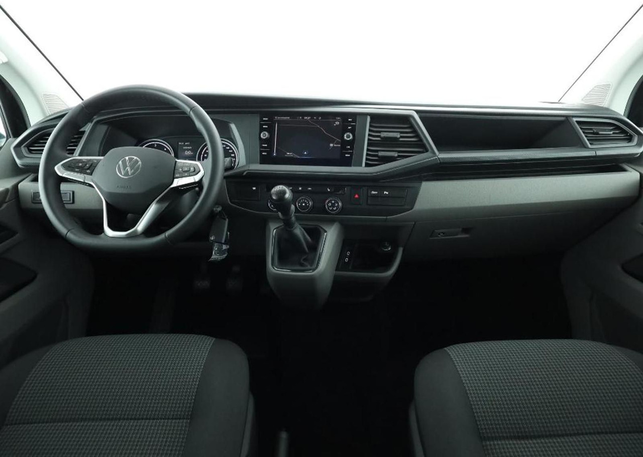 Volkswagen T6.1 Transporter Kombi KR STANDHZ LED ACC NAVI - Persontransport: bild 4 Volkswagen T6.1 Transporter Kombi KR STANDHZ LED ACC NAVI - Persontransport: bild 4