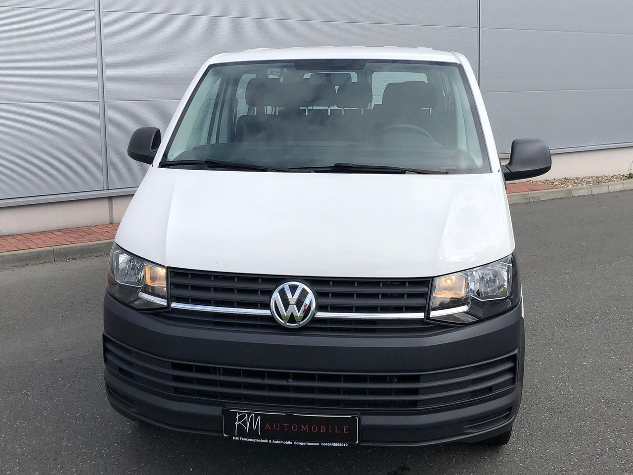 Volkswagen T6 Transporter 2.0 TDI Kombi lang 9-SITZE TEMP - Kombi: bild 4 Volkswagen T6 Transporter 2.0 TDI Kombi lang 9-SITZE TEMP - Kombi: bild 4