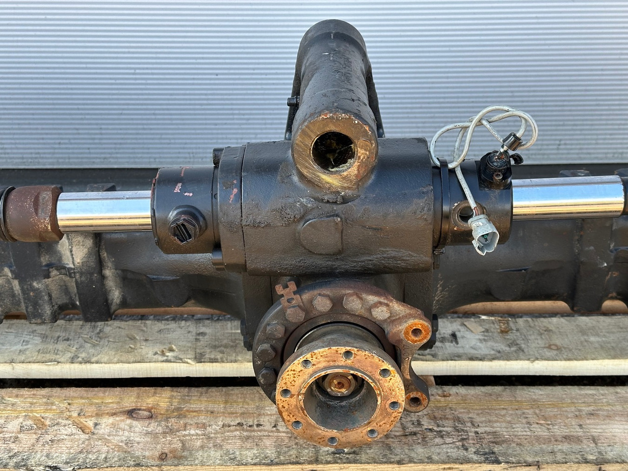 Axel och reservdelar för Lastare Dana Spicer Vorderachse-Planetenachse Typ:211/233-004.  Kramer-Nr.1000304468. Ratio:1/13,714  #1000304468.04#: bild 8