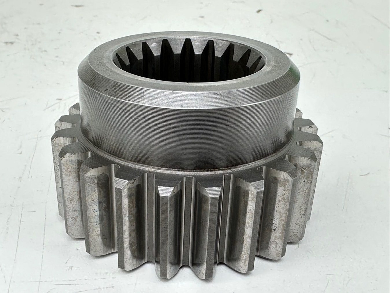 LIEBHERR Liebherr Sonnenrad ID-Nr.9442314. 450/044 - FAT450/044. R942, R954, R954B. #9442314.01.07# - Slutdrev för Bandgrävare: bild 2 LIEBHERR Liebherr Sonnenrad ID-Nr.9442314. 450/044 - FAT450/044. R942, R954, R954B. #9442314.01.07# - Slutdrev för Bandgrävare: bild 2