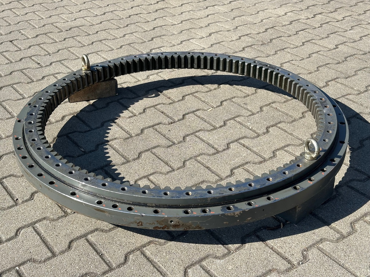 Liebherr Drehkranz - Kugeldrehverbindung Typ:KUD34VJ009-000. ID-Nr.90213287. R914RAIL,R914COMP,R914K-S,R914K-STD,R918LC,R918NLC,R918XLC,R920K-LC,R920K-NLC. #90213287.21155# - Svängkrans för Byggmaskiner: bild 2 Liebherr Drehkranz - Kugeldrehverbindung Typ:KUD34VJ009-000. ID-Nr.90213287. R914RAIL,R914COMP,R914K-S,R914K-STD,R918LC,R918NLC,R918XLC,R920K-LC,R920K-NLC. #90213287.21155# - Svängkrans för Byggmaskiner: bild 2