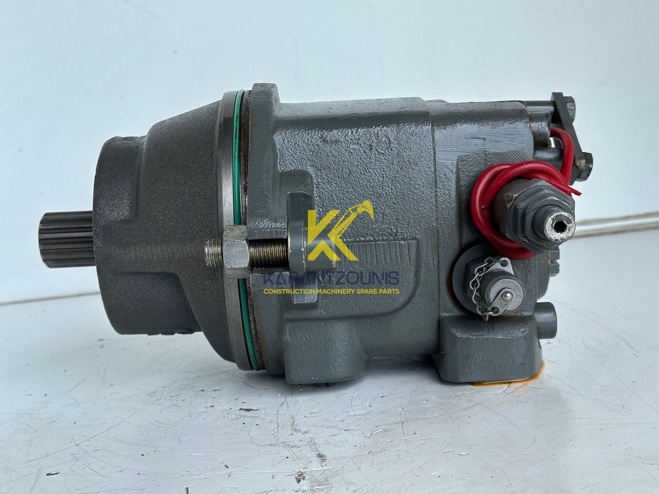 Liebherr Hydraulikeinbaumotor Typ:FMF058, ID-Nr.10122576 - ID-Nr.10145827 - ID-Nr.11371069. LOS1906, P924 COMP , R906, R906 PROTO, R916, R922, R924, R924 COMP, R926 COMP, R926 K LC. #39780# - Hydraulmotor för Grävmaskin: bild 4 Liebherr Hydraulikeinbaumotor Typ:FMF058, ID-Nr.10122576 - ID-Nr.10145827 - ID-Nr.11371069. LOS1906, P924 COMP , R906, R906 PROTO, R916, R922, R924, R924 COMP, R926 COMP, R926 K LC. #39780# - Hydraulmotor för Grävmaskin: bild 4