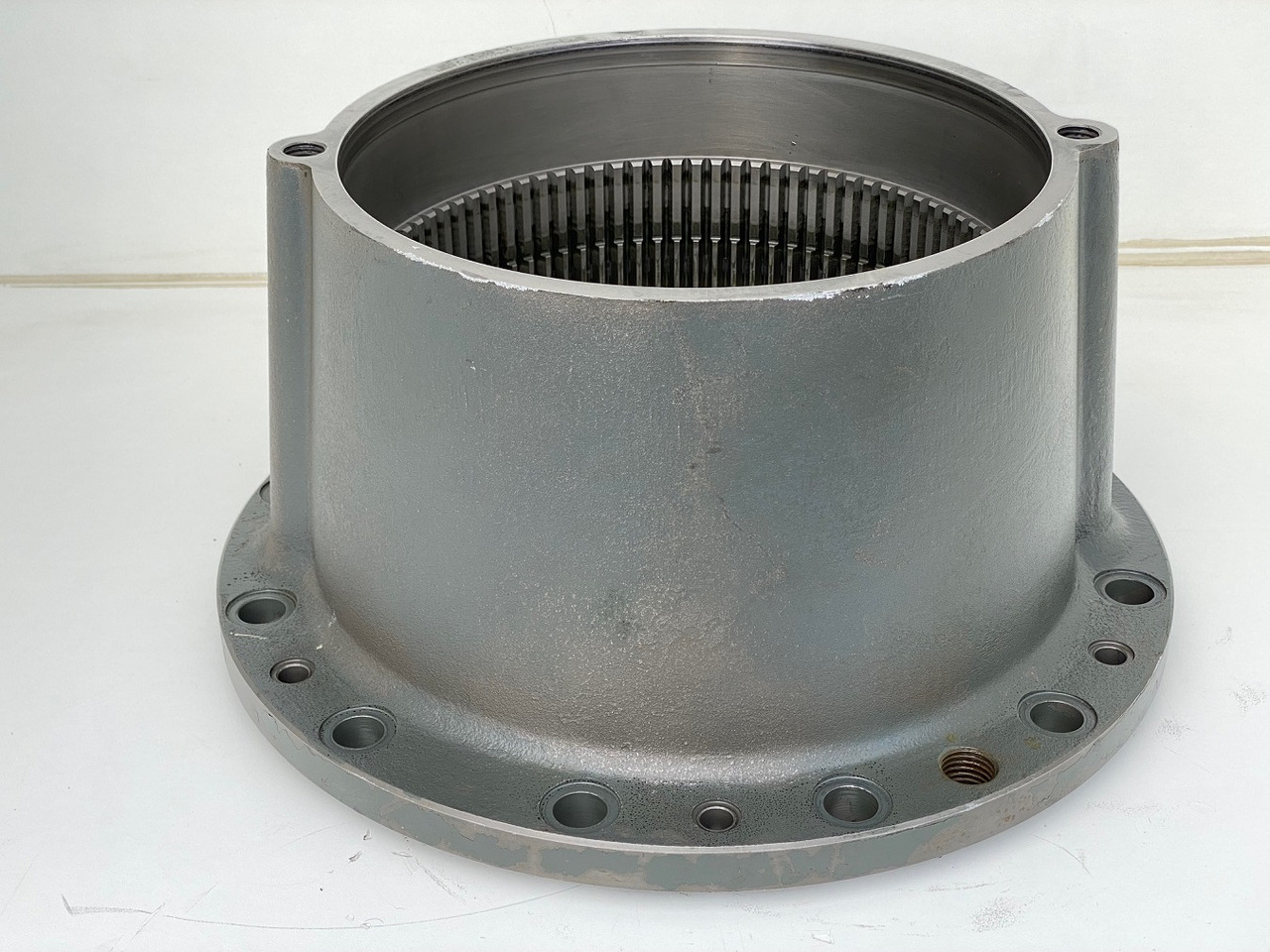 Liebherr Innenrad ID-Nr.932777601. SAT325/242 - SAT325/254. - Växellåda och reservdelar för Bandgrävare: bild 1 Liebherr Innenrad ID-Nr.932777601. SAT325/242 - SAT325/254. - Växellåda och reservdelar för Bandgrävare: bild 1