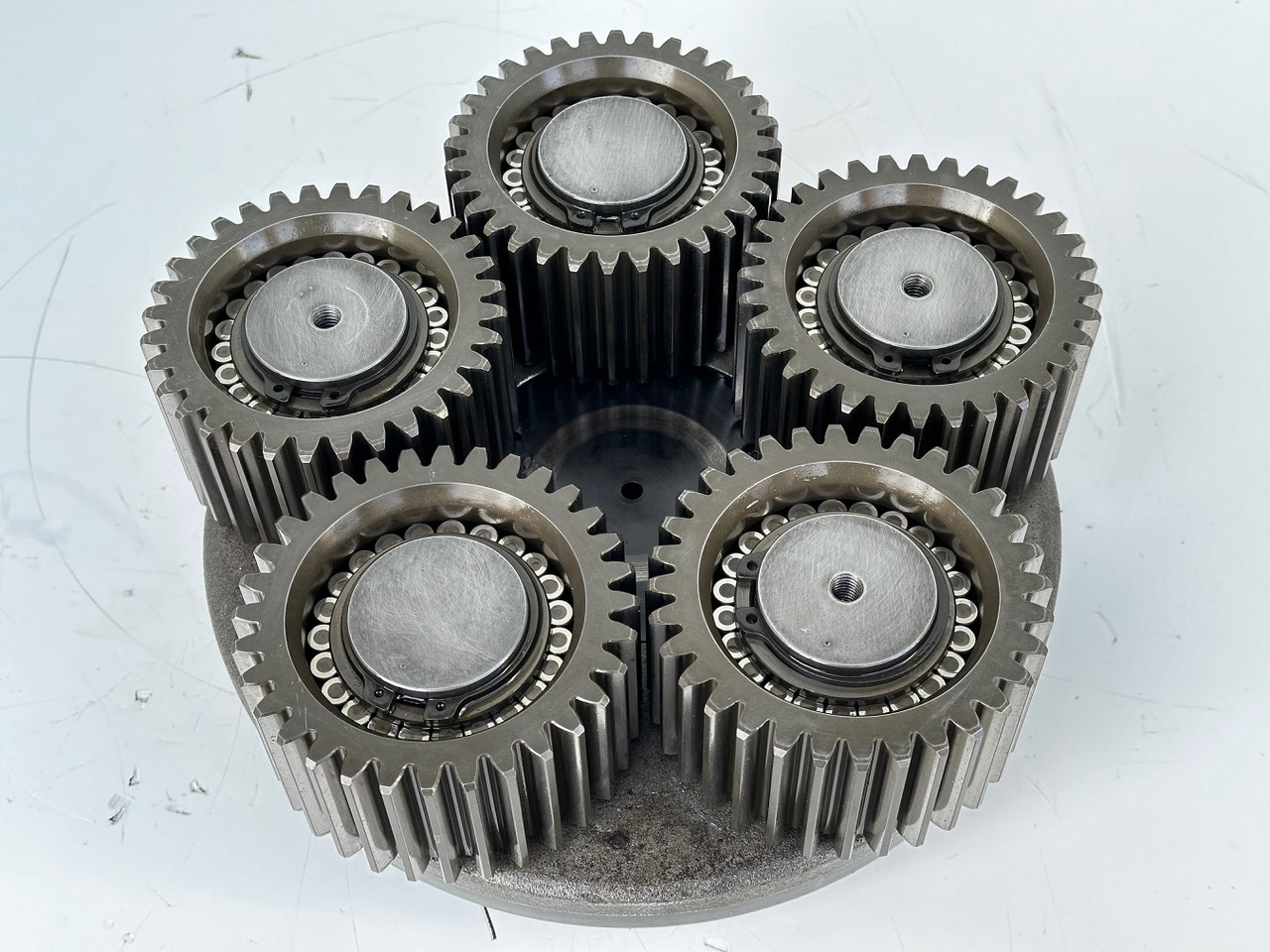 Liebherr Planetenträger ID-Nr.90206189 mit Planetenrad ID-Nr.90206207. SAT325A296. R934-1550, R938-1650, R945-1866. #PL.PL.0177.0162# - Växellåda för Byggmaskiner: bild 2 Liebherr Planetenträger ID-Nr.90206189 mit Planetenrad ID-Nr.90206207. SAT325A296. R934-1550, R938-1650, R945-1866. #PL.PL.0177.0162# - Växellåda för Byggmaskiner: bild 2