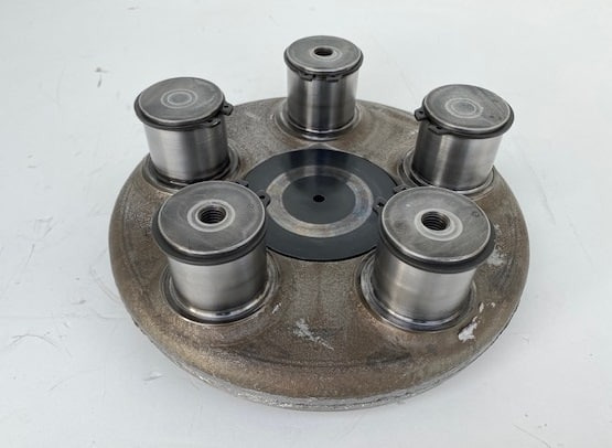 Liebherr Planetenträger ID-Nr.90208014. SAT275A290. R922 LC-1486, R924 LC-1487. #C9049# - Svängmotor för Byggmaskiner: bild 1 Liebherr Planetenträger ID-Nr.90208014. SAT275A290. R922 LC-1486, R924 LC-1487. #C9049# - Svängmotor för Byggmaskiner: bild 1