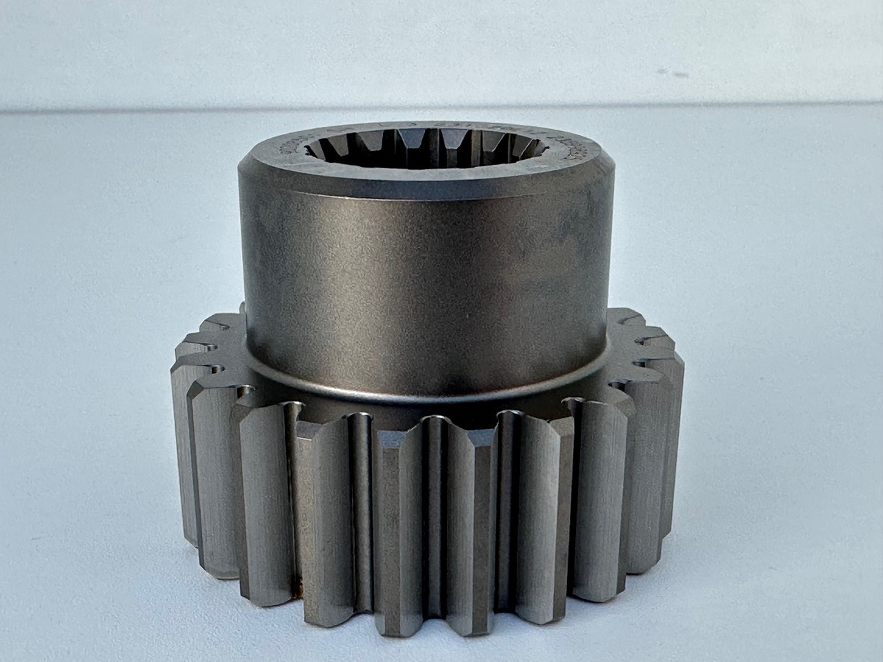 Liebherr Sonnenrad ID-Nr.932778101 - ID-Nr.90208501. SAT325/242, SAT325/254, SAT325/294. A900, A944, LH60, R936, R942, R944, R946, R950. #90208501.02.02# - Svängmotor för Byggmaskiner: bild 1 Liebherr Sonnenrad ID-Nr.932778101 - ID-Nr.90208501. SAT325/242, SAT325/254, SAT325/294. A900, A944, LH60, R936, R942, R944, R946, R950. #90208501.02.02# - Svängmotor för Byggmaskiner: bild 1