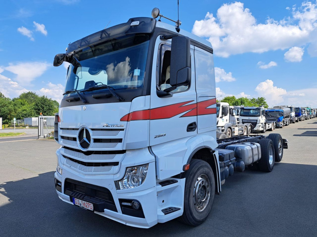 Mercedes Benz 2553 Actros 6x2 (Nr. 5804) - Chassi lastbil: bild 2 Mercedes Benz 2553 Actros 6x2 (Nr. 5804) - Chassi lastbil: bild 2