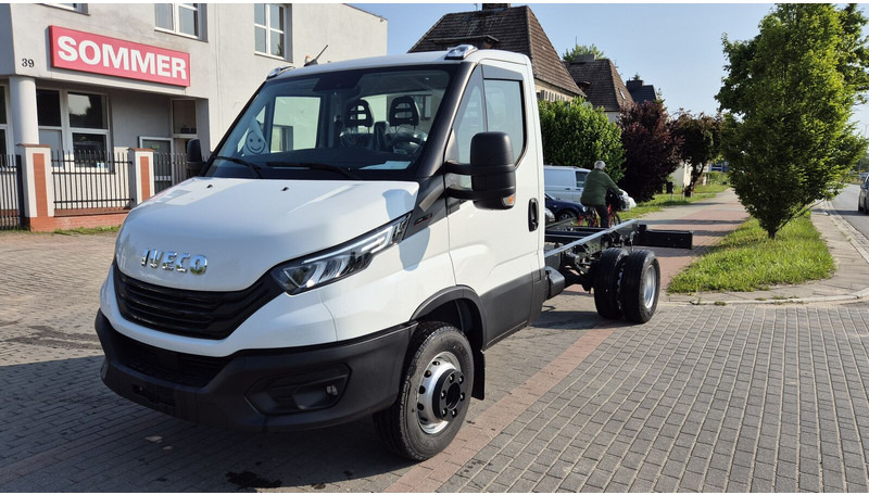 Iveco Daily 70C18 - nowe! - Chassi lastbil: bild 2 Iveco Daily 70C18 - nowe! - Chassi lastbil: bild 2