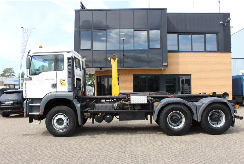 MAN TGA 26.360 * 6X4 * EURO 3 * - Lastbil med kabelsystem: bild 2 MAN TGA 26.360 * 6X4 * EURO 3 * - Lastbil med kabelsystem: bild 2