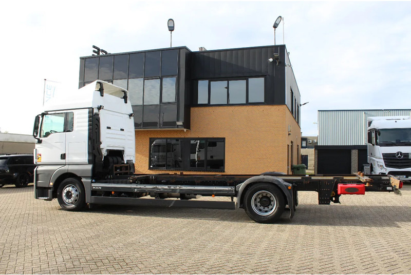 MAN TGX 18.430 * EURO6 * 4X2 * - Chassi lastbil: bild 2 MAN TGX 18.430 * EURO6 * 4X2 * - Chassi lastbil: bild 2