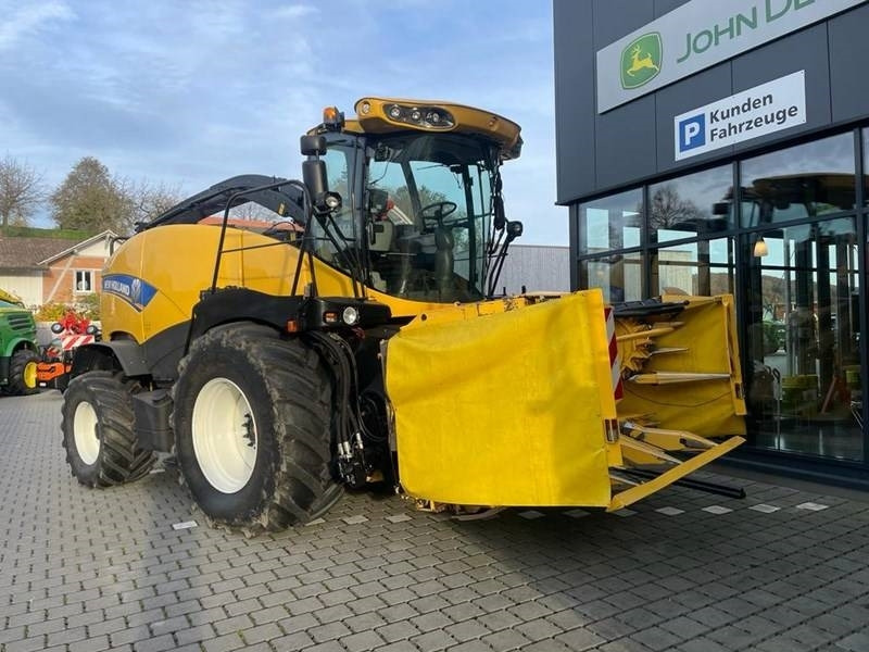 New Holland FR 450 - Exakthack: bild 1 New Holland FR 450 - Exakthack: bild 1