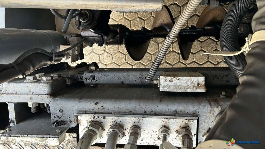 Asfaltläggare Vögele SUPER 1800-3i / AB600-3TP2 (3,00 - 6,00 m): bild 16 Asfaltläggare Vögele SUPER 1800-3i / AB600-3TP2 (3,00 - 6,00 m): bild 16