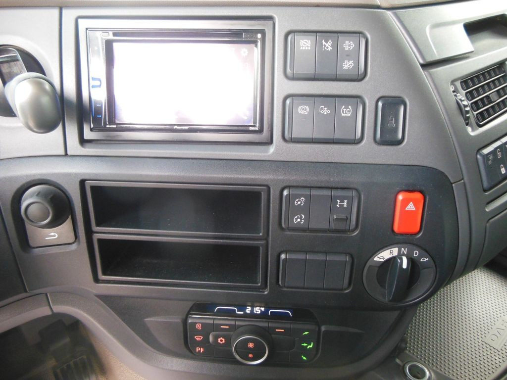 Dragbil DAF XF 106.530 SSC, HYDRAULIK, STAND KLIMA, TOP DAF XF 106.530 SSC, HYDRAULIK, STAND KLIMA, TOP: bild 16