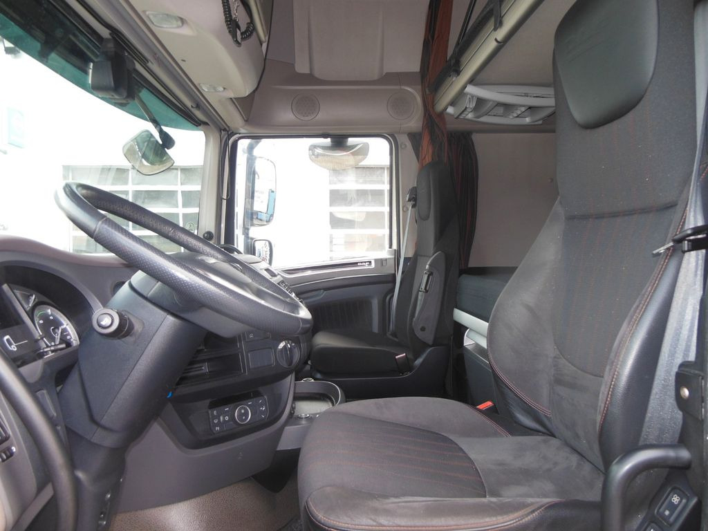 Dragbil DAF XF 106.530 SSC, HYDRAULIK, STAND KLIMA, TOP DAF XF 106.530 SSC, HYDRAULIK, STAND KLIMA, TOP: bild 12