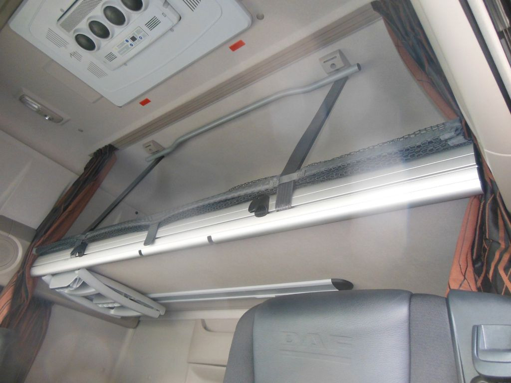 Dragbil DAF XF 106.530 SSC, HYDRAULIK, STAND KLIMA, TOP DAF XF 106.530 SSC, HYDRAULIK, STAND KLIMA, TOP: bild 10