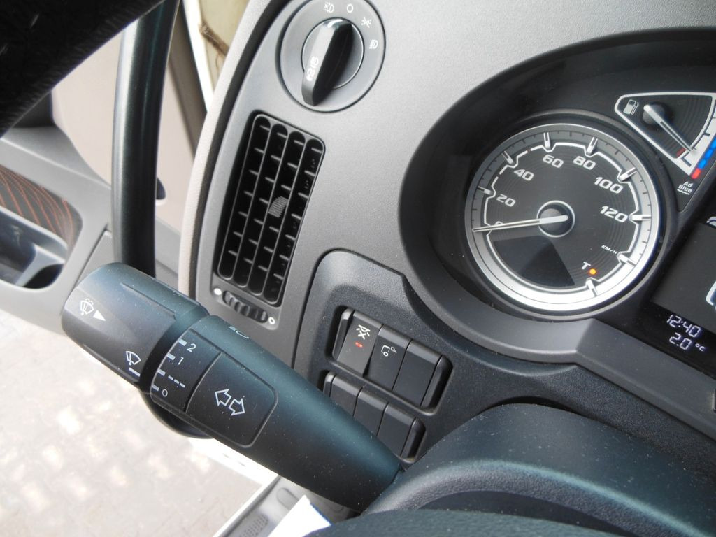 Interior photo 1: Dragbil DAF XF 106.530 SSC, HYDRAULIK, STAND KLIMA, TOP DAF XF 106.530 SSC, HYDRAULIK, STAND KLIMA, TOP