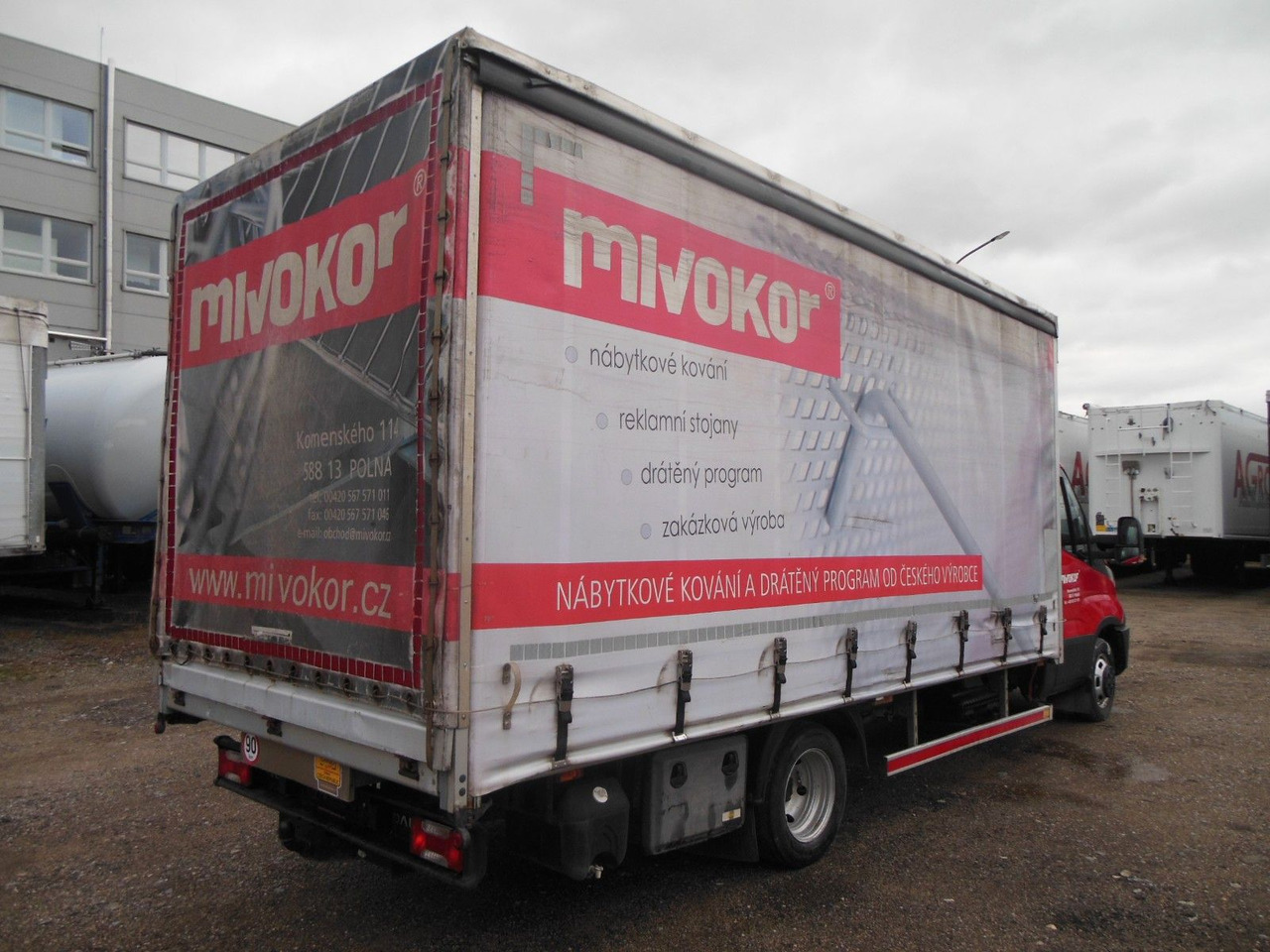 Iveco Daily 50C18, 10 Paletten - Transportbil med kapell: bild 3 Iveco Daily 50C18, 10 Paletten - Transportbil med kapell: bild 3