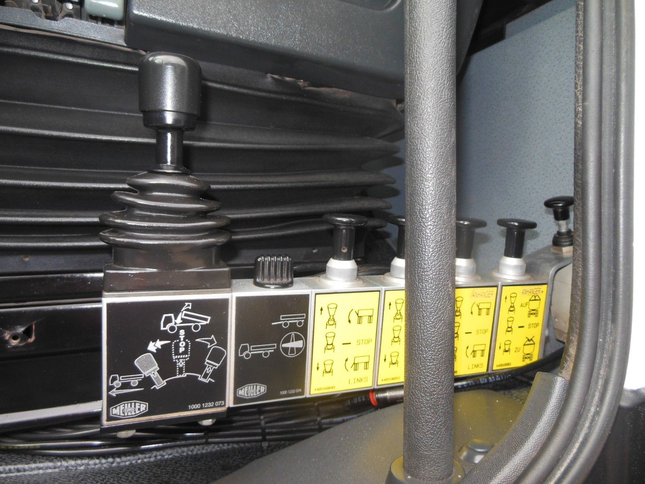 Leasa  Mercedes-Benz ACTROS 4144, 8X6, 3 PEDALE, MEILLER, BODRMATIC Mercedes-Benz ACTROS 4144, 8X6, 3 PEDALE, MEILLER, BODRMATIC: bild 19