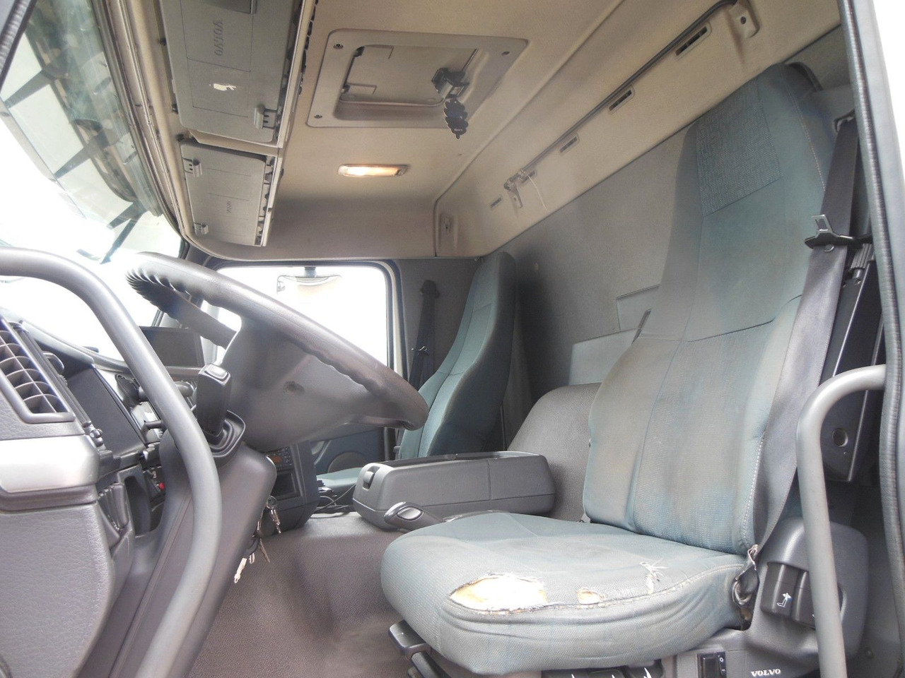 Tippbil lastbil, Kranbil Volvo FM 410, 6X2, DREISEITEN KIPPER, HIAB XS 211: bild 19 Tippbil lastbil, Kranbil Volvo FM 410, 6X2, DREISEITEN KIPPER, HIAB XS 211: bild 19