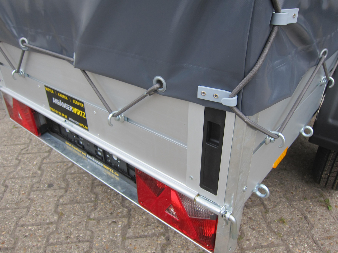 Aluliner Planen Anhänger GT 750 201x101x120cm +Hochplane aero grau (XS) 750kg - Bilsläp: bild 5 Aluliner Planen Anhänger GT 750 201x101x120cm +Hochplane aero grau (XS) 750kg - Bilsläp: bild 5