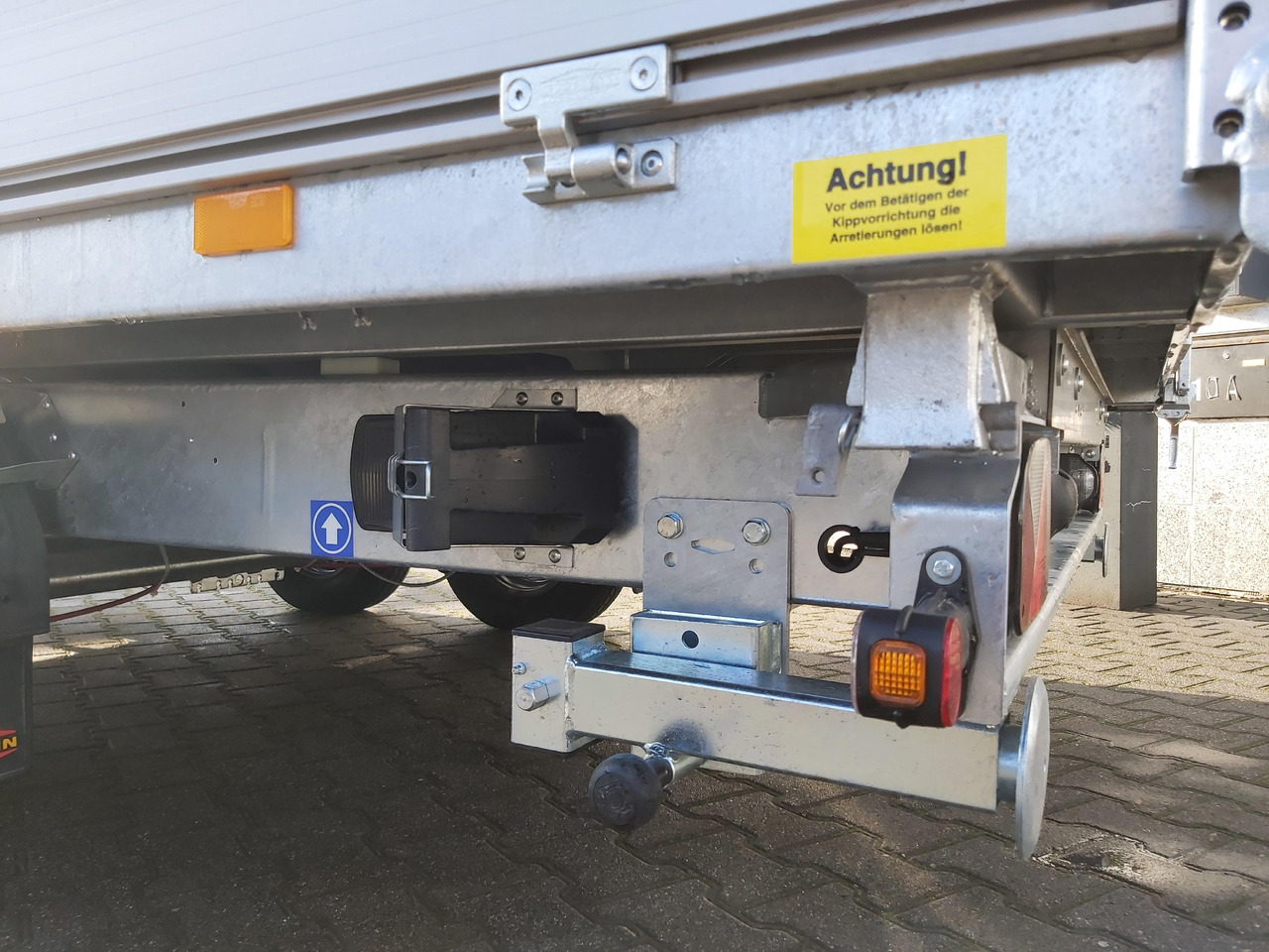 Böckmann Kipper DK AL 4121/35 Profi Elektrisch + NHP (XL) 3500kg Modell 2022 - Tippsläp: bild 3 Böckmann Kipper DK AL 4121/35 Profi Elektrisch + NHP (XL) 3500kg Modell 2022 - Tippsläp: bild 3