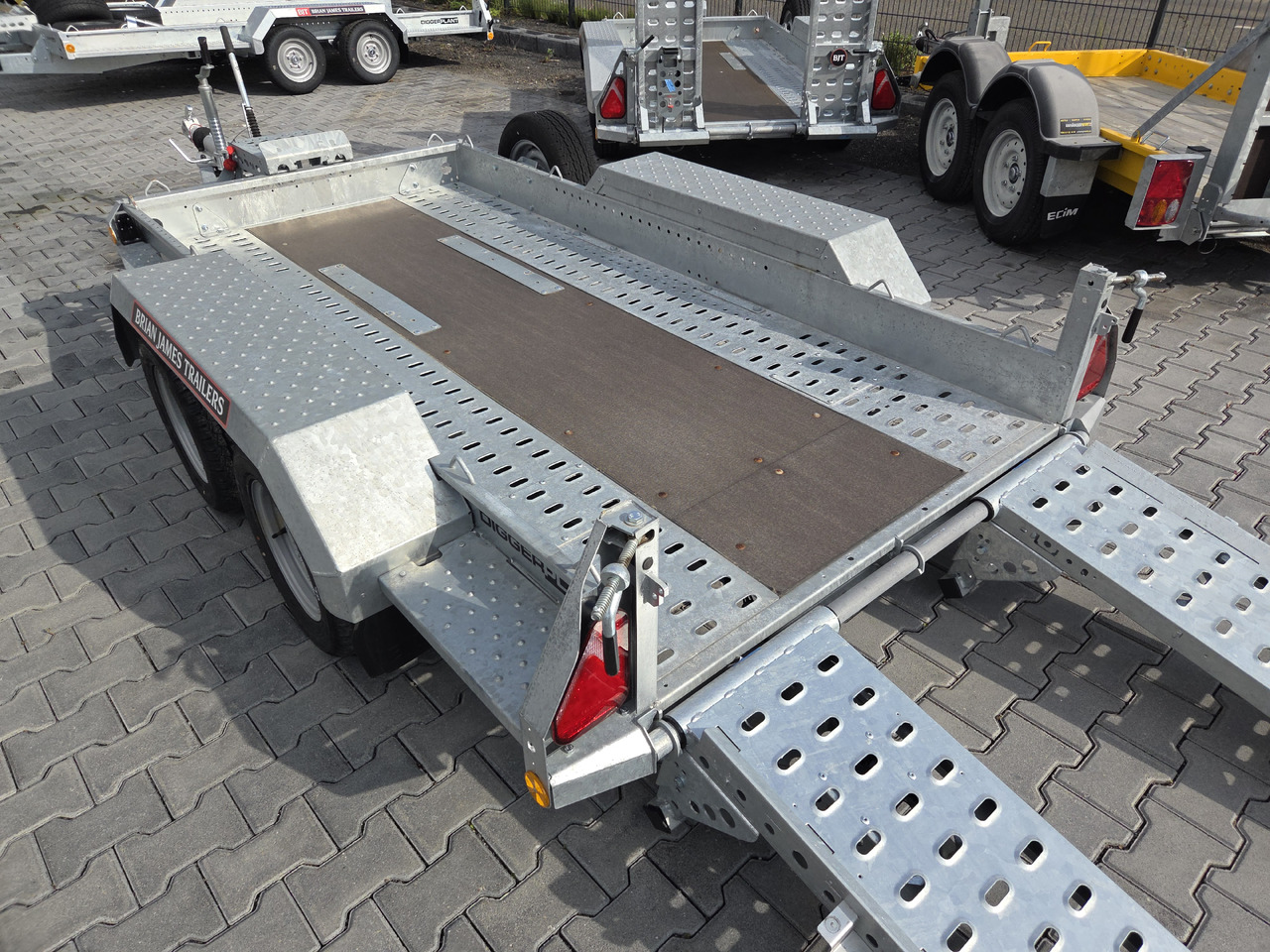 Brian James Digger Plant 543-2813-35 280x130cm Auffahrrampen klappbar Reserverad 3500kg - Maskinsläp: bild 4 Brian James Digger Plant 543-2813-35 280x130cm Auffahrrampen klappbar Reserverad 3500kg - Maskinsläp: bild 4