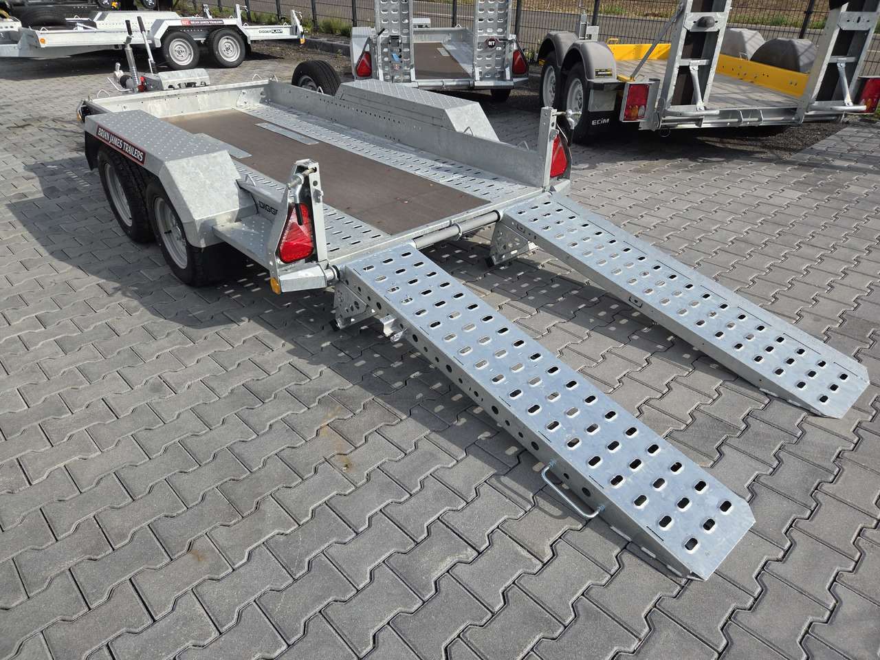 Brian James Digger Plant 543-2813-35 280x130cm Auffahrrampen klappbar Reserverad 3500kg - Maskinsläp: bild 3 Brian James Digger Plant 543-2813-35 280x130cm Auffahrrampen klappbar Reserverad 3500kg - Maskinsläp: bild 3