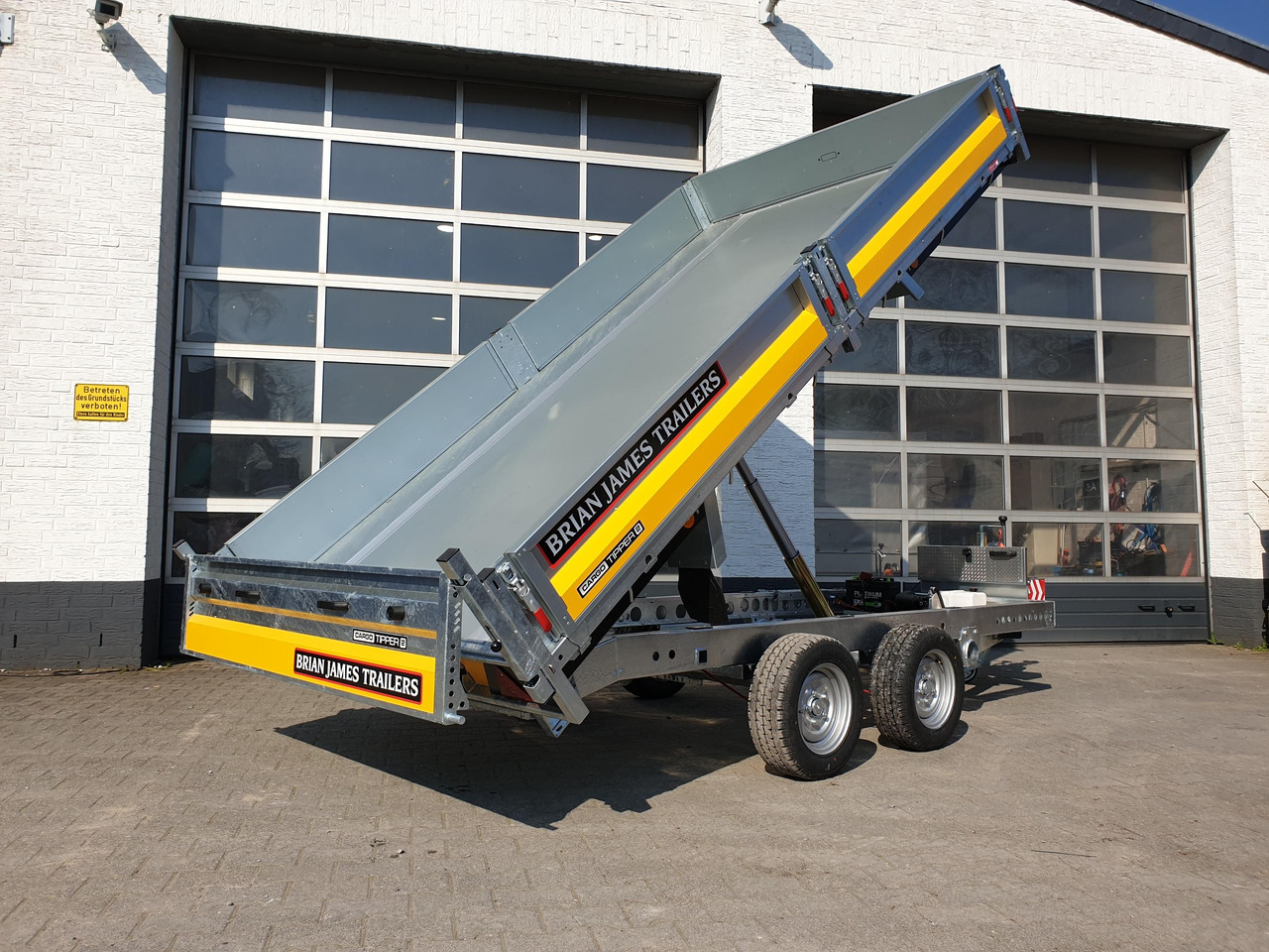 Brian James Trailer CarGO Tipper 2 elektrisch 360x195x30cm Pendelklappe Tandem niedrig 12" 3500kg os - Tippsläp: bild 3 Brian James Trailer CarGO Tipper 2 elektrisch 360x195x30cm Pendelklappe Tandem niedrig 12" 3500kg os - Tippsläp: bild 3