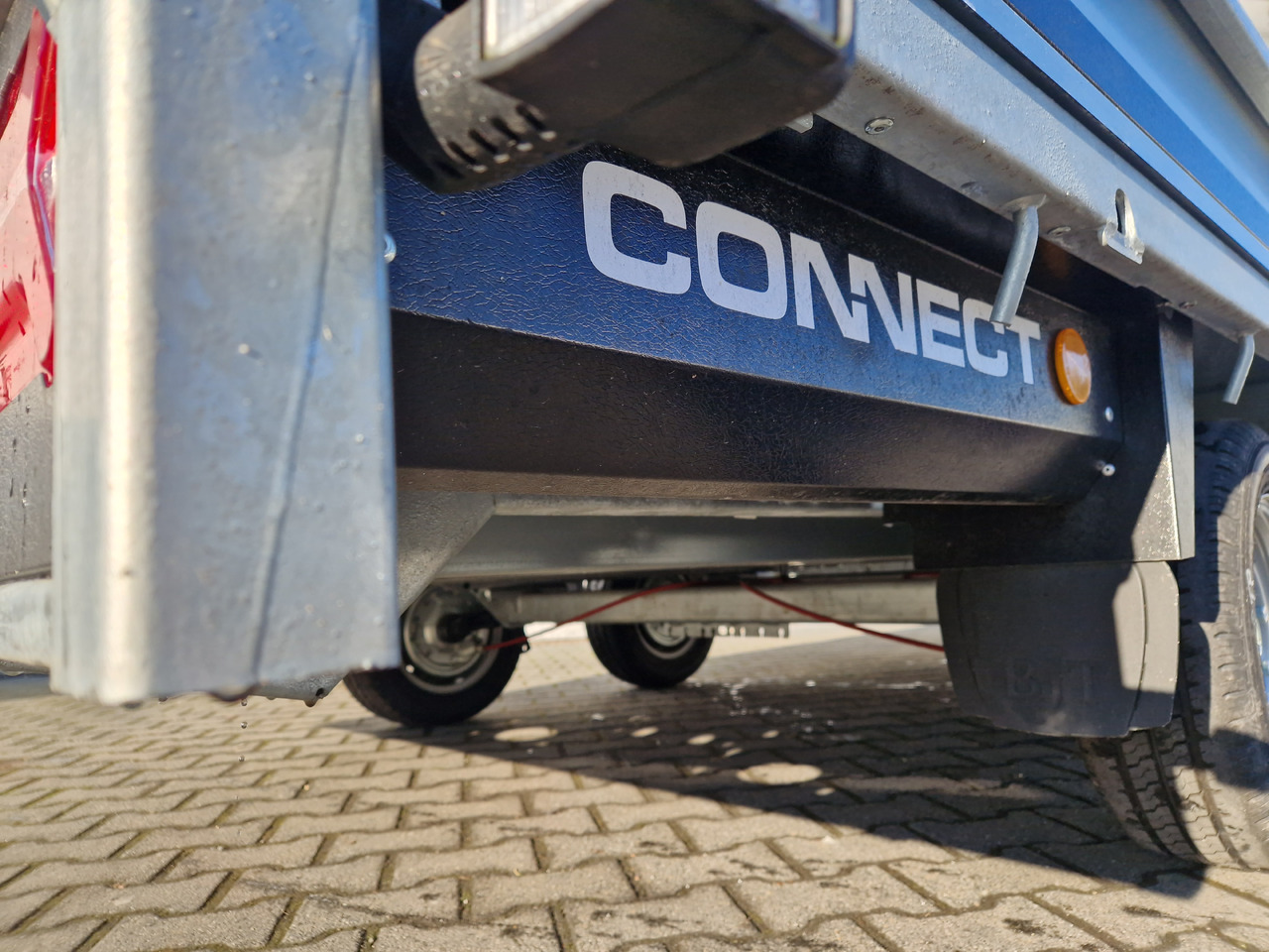 Brian James Trailer Connect 360x215x30cm Blackline Bordwände LED 12" (L) 3500kg - Flaksläp: bild 5 Brian James Trailer Connect 360x215x30cm Blackline Bordwände LED 12" (L) 3500kg - Flaksläp: bild 5