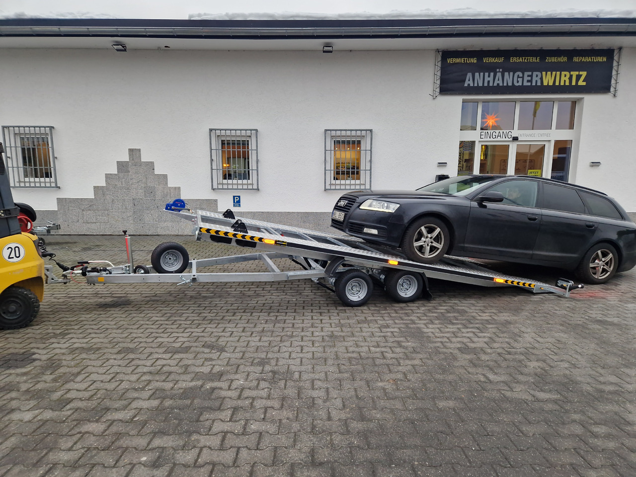 Cartrailer Expert 2745 easyload black 450x216cm ankippbar Winde Reserverad 10" 100km/H 2700kg - Biltransportsläp: bild 1 Cartrailer Expert 2745 easyload black 450x216cm ankippbar Winde Reserverad 10" 100km/H 2700kg - Biltransportsläp: bild 1