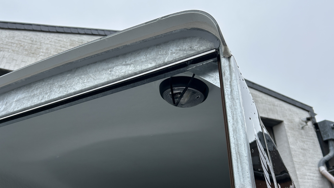 Debon Cargo 1300 300x152x168cm black Seitentür Alufelgen blackbeauty Pullman 1300kg 100km/H - Bilsläp: bild 4 Debon Cargo 1300 300x152x168cm black Seitentür Alufelgen blackbeauty Pullman 1300kg 100km/H - Bilsläp: bild 4