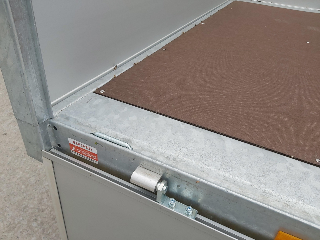 Hochlader 356x200x30cm Lfh: 56cm 10" (L) 2700kg - Flaksläp: bild 3 Hochlader 356x200x30cm Lfh: 56cm 10" (L) 2700kg - Flaksläp: bild 3