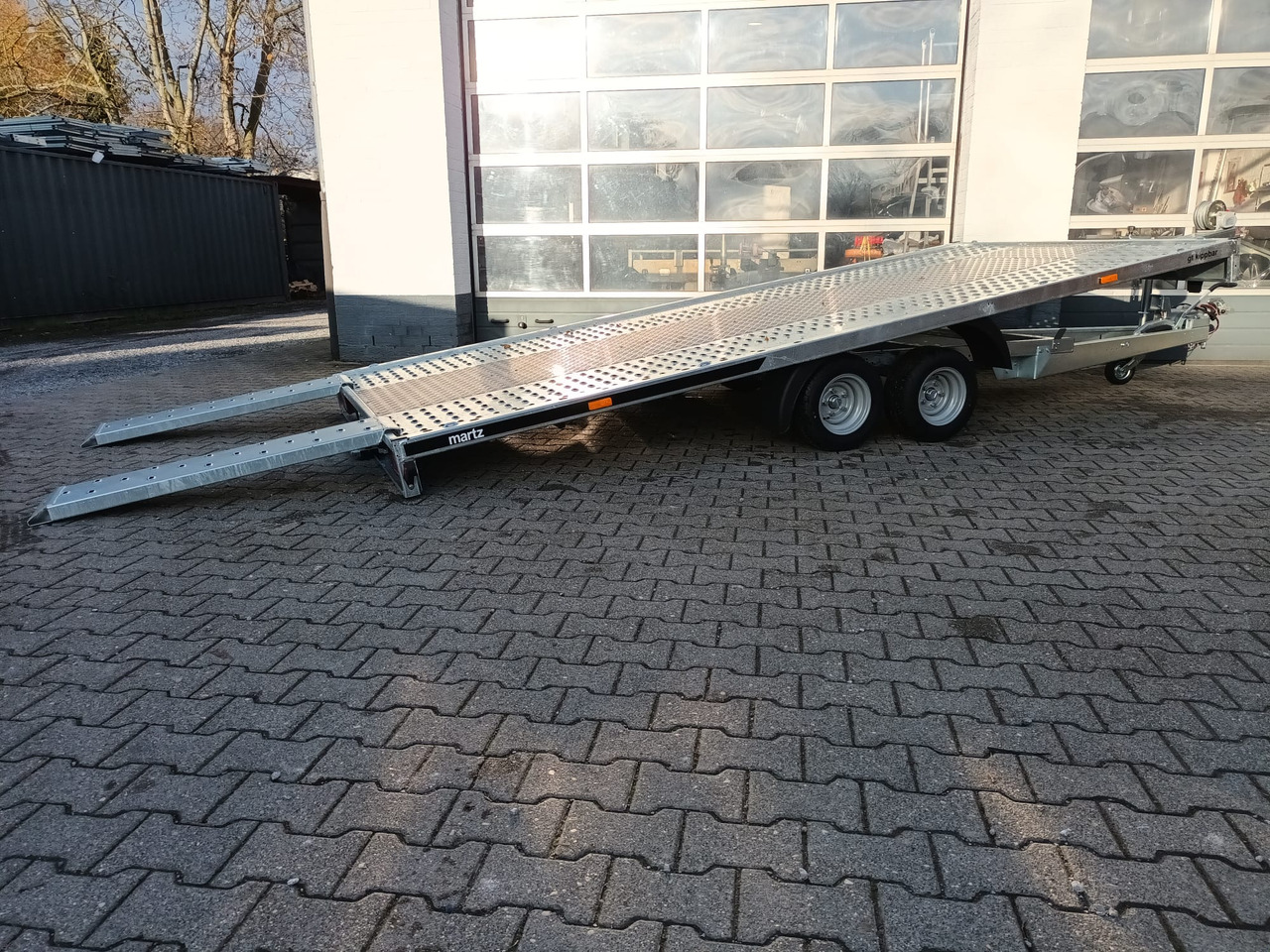 Martz GT kipp 450/2 S 450x215cm easyload ankippbar Lohr Stahl & Aluboden Seilwinde 10" 3000kg - Maskinsläp: bild 1 Martz GT kipp 450/2 S 450x215cm easyload ankippbar Lohr Stahl & Aluboden Seilwinde 10" 3000kg - Maskinsläp: bild 1