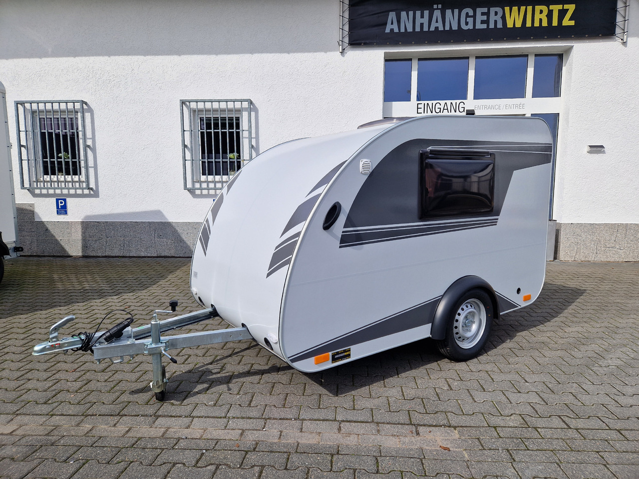 Mini Camper Mini Tommy TMC25 Basic 252x140x121cm 100 km/H 750kg ungebremst Januar AKTION - Husvagn: bild 3 Mini Camper Mini Tommy TMC25 Basic 252x140x121cm 100 km/H 750kg ungebremst Januar AKTION - Husvagn: bild 3