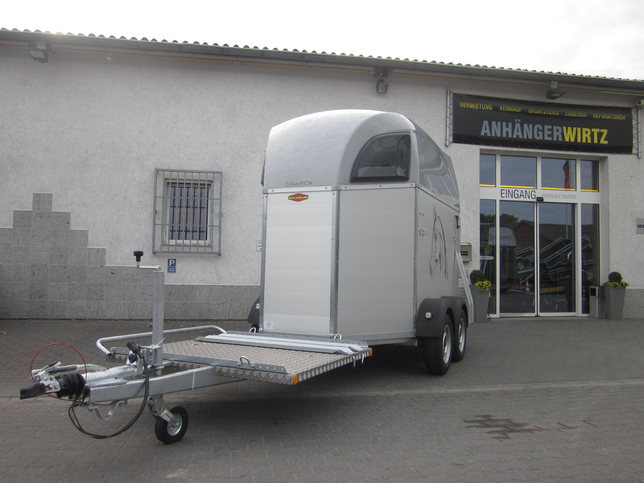Pferdeanhänger Böckmann Champion C Kutschentransport CFF+ 100 km/H 2700kg - Hästsläp: bild 1 Pferdeanhänger Böckmann Champion C Kutschentransport CFF+ 100 km/H 2700kg - Hästsläp: bild 1