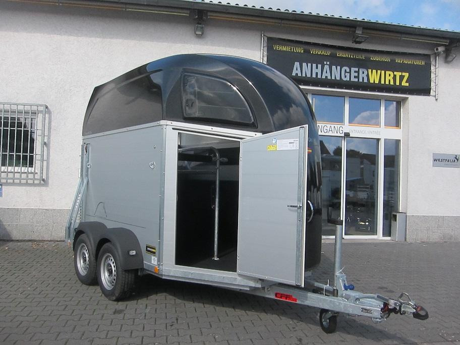 Pferdeanhänger Böckmann Champion R Sattelkammer blackline 2400kg CFF+ 100 km/H Modell 25 - Hästsläp: bild 3 Pferdeanhänger Böckmann Champion R Sattelkammer blackline 2400kg CFF+ 100 km/H Modell 25 - Hästsläp: bild 3