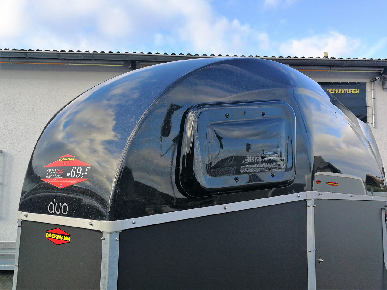 Pferdeanhänger Böckmann DUO Esprit silver black Haube schwarz 2400kg Modell 2024 - Hästsläp: bild 4 Pferdeanhänger Böckmann DUO Esprit silver black Haube schwarz 2400kg Modell 2024 - Hästsläp: bild 4