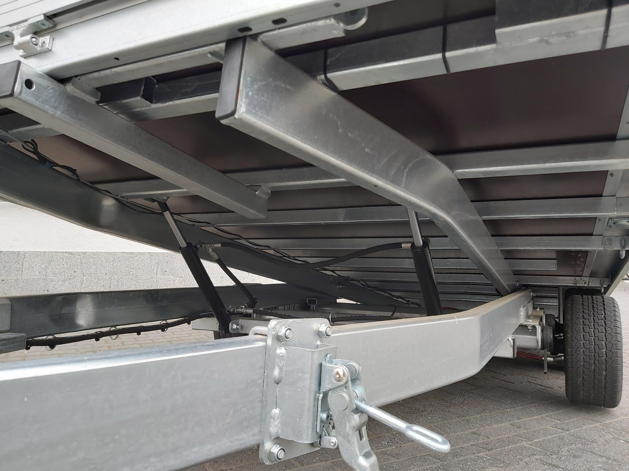 Unsinn Maschinentransporter PKL 3042-10-2040 426x204x350cm easyload Alufelgen 3000kg - Flaksläp: bild 5 Unsinn Maschinentransporter PKL 3042-10-2040 426x204x350cm easyload Alufelgen 3000kg - Flaksläp: bild 5