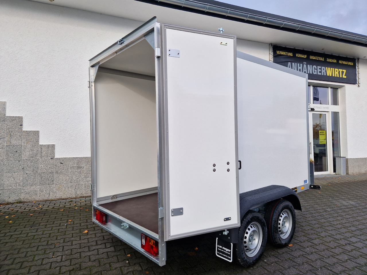 Skåpsläp WM Meyer Koffer AZ 2030/151 S30 301x151x185cm (M) 2000kg Modell 2024: bild 17 Skåpsläp WM Meyer Koffer AZ 2030/151 S30 301x151x185cm (M) 2000kg Modell 2024: bild 17