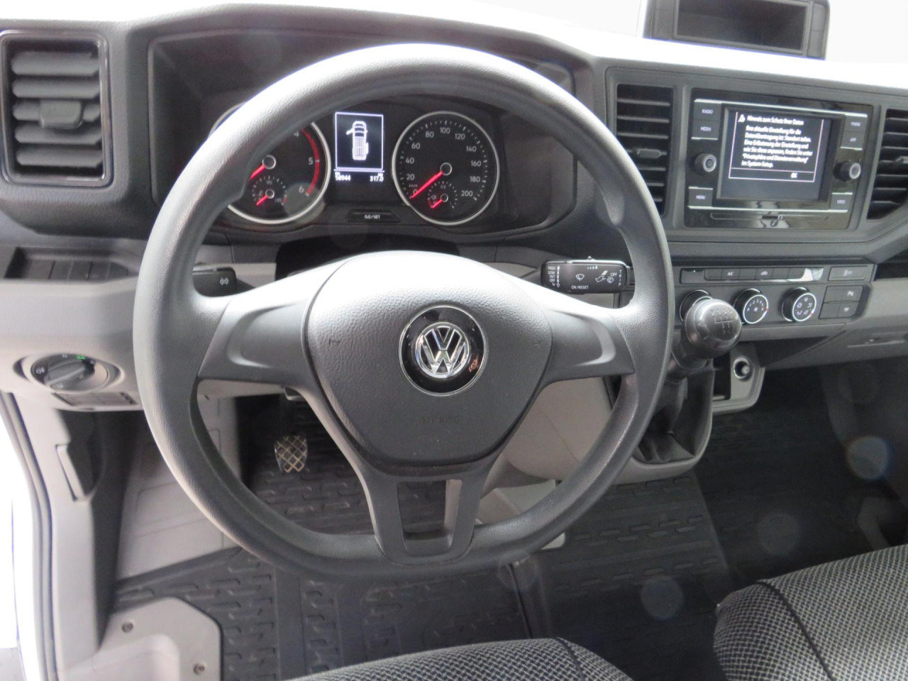 VOLKSWAGEN Crafter 35 L3H3 Kasten Euro6 Klima ZV - Skåpbil: bild 2 VOLKSWAGEN Crafter 35 L3H3 Kasten Euro6 Klima ZV - Skåpbil: bild 2