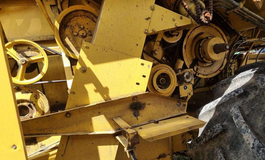 New Holland TX36 - Skördetröska: bild 5 New Holland TX36 - Skördetröska: bild 5