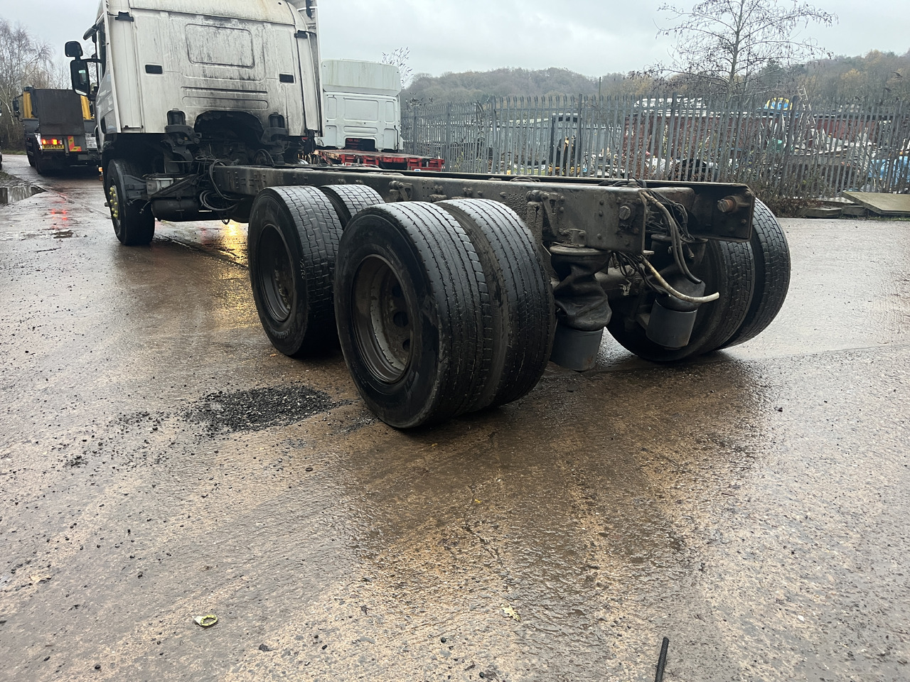 Scania P320 6x2 Chassis Cab - Chassi lastbil: bild 3 Scania P320 6x2 Chassis Cab - Chassi lastbil: bild 3