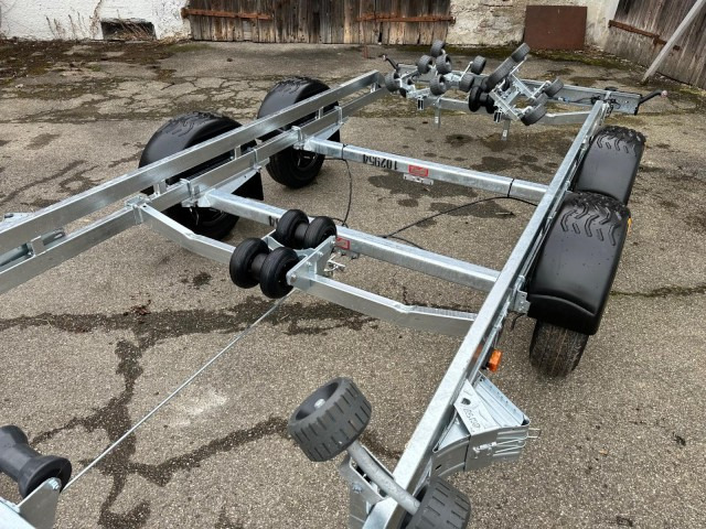 Brenderup Brenderup Premium Bootsanhänger 263500TB SRX mit Superrollen, 3,5 to. 7,8m/ 26 Fuß - Båttrailer: bild 5 Brenderup Brenderup Premium Bootsanhänger 263500TB SRX mit Superrollen, 3,5 to. 7,8m/ 26 Fuß - Båttrailer: bild 5