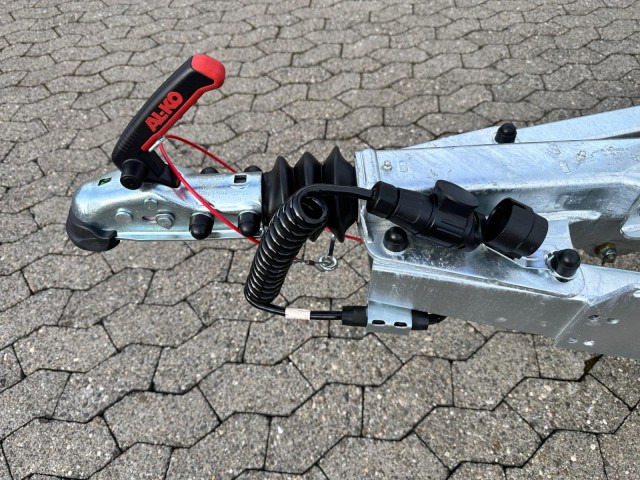 Brenderup Cargo Dynamic CD300TBD2000 Türe, Kofferanhänger 2,0 to. 300x153x185cm - Skåpsläp: bild 4 Brenderup Cargo Dynamic CD300TBD2000 Türe, Kofferanhänger 2,0 to. 300x153x185cm - Skåpsläp: bild 4