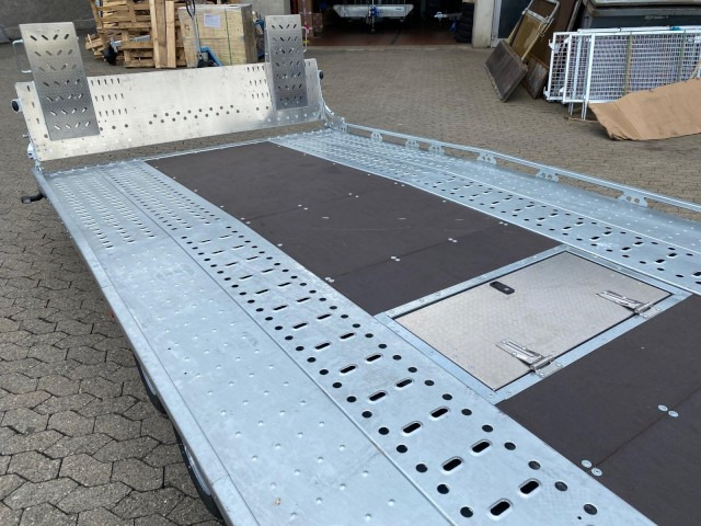 Brian James T Transporter, 231-5522-35-3-10, 5500 x 2240 mm, 3,5 to. kippbar mit Auffahrrampe - Biltransportsläp: bild 5 Brian James T Transporter, 231-5522-35-3-10, 5500 x 2240 mm, 3,5 to. kippbar mit Auffahrrampe - Biltransportsläp: bild 5
