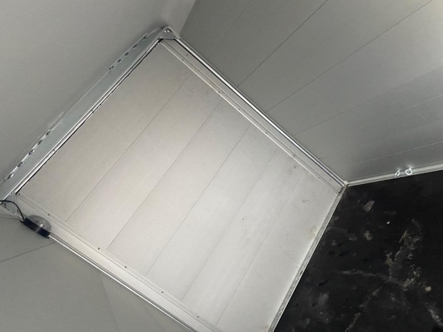 Cheval Liberte Debon C255 Alu + Türe 1300 kg, 100 km/h, 255x125x155cm - Skåpsläp: bild 5 Cheval Liberte Debon C255 Alu + Türe 1300 kg, 100 km/h, 255x125x155cm - Skåpsläp: bild 5